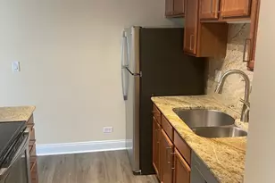650 Perrie Dr, Elk Grove Village, IL 60007 - Photo 3