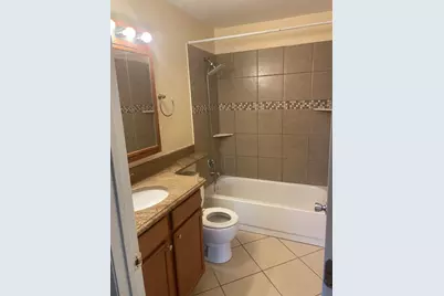 650 Perrie Drive #304, Elk Grove Village, IL 60007 - Photo 11