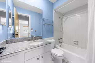 1450 Plymouth Pl, Glenview, IL 60025 - Photo 25