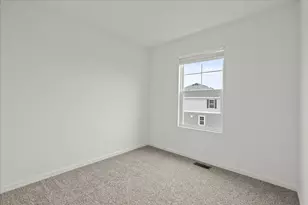 318 Basin Ct, Saint Charles, IL 60174 - Photo 17