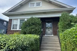 2726 Clarence Ave, Berwyn, IL 60402 - Photo 3