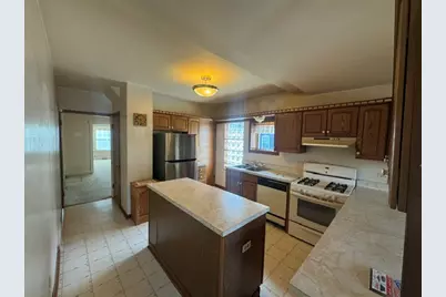 2726 Clarence Avenue, Berwyn, IL 60402 - Photo 9
