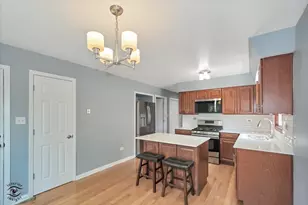 9628 Kilpatrick Ave, Oak Lawn, IL 60453 - Photo 11