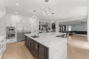 21W741 Thorndale Ave, Medinah, IL 60157 - Photo 13