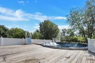 1004 Addleman St, Joliet, IL 60431 - Photo 25