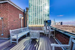 888 S Michigan Ave, Chicago, IL 60605 - Photo 15