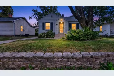 1618 S Center Street, Bloomington, IL 61701 - Photo 1