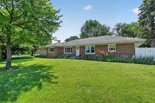 2230 N 1st St, Dekalb, IL 60115 - Photo 1