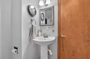 2230 N 1st St, Dekalb, IL 60115 - Photo 13