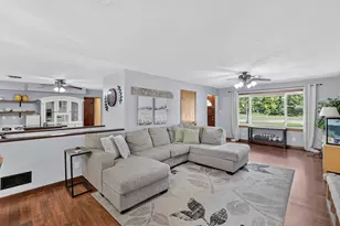 2230 N 1st St, Dekalb, IL 60115 - Photo 3