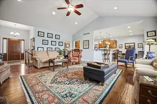 3608 Pamela Dr, Bloomington, IL 61704 - Photo 27