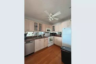 111 W Maple Street #1508, Chicago, IL 60610 - Photo 3