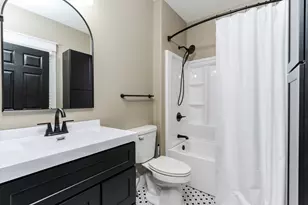 809 N Lee St, Bloomington, IL 61701 - Photo 17