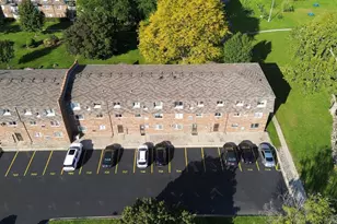 9386 Bay Colony Dr, Des Plaines, IL 60016 - Photo 29