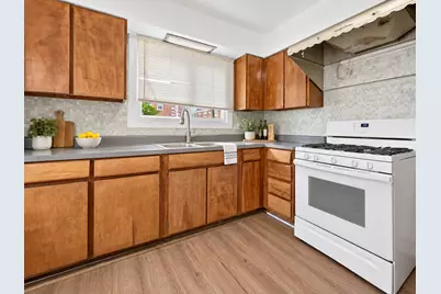 2130 W Highland Avenue, Chicago, IL 60659 - Photo 5