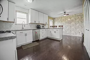 414 N Kathleen St, Stanford, IL 61774 - Photo 9