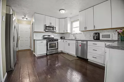 414 N Kathleen Street, Stanford, IL 61774 - Photo 7