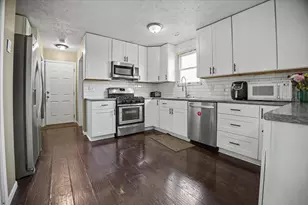 414 N Kathleen St, Stanford, IL 61774 - Photo 7
