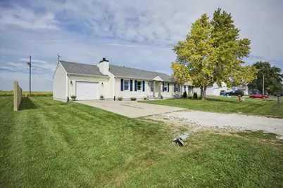 414 N Kathleen Street, Stanford, IL 61774 - Photo 3