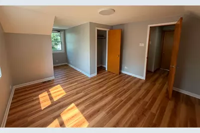 9243 Lynwood Drive, Oak Lawn, IL 60453 - Photo 13