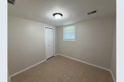 22497 Yates Avenue, Sauk Village, IL 60411 - Photo 9