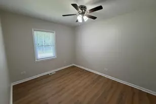22497 Yates Ave, Sauk Village, IL 60411 - Photo 5