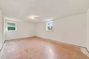 607 N 1st St, Ashton, IL 61006 - Photo 27