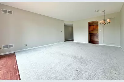 5000 Carriageway Drive #205, Rolling Meadows, IL 60008 - Photo 9