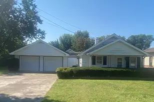 1415 Little Main St, Streator, IL 61364 - Photo 1