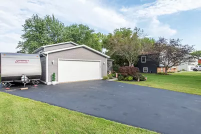 715 Holdridge Avenue, Winthrop Harbor, IL 60096 - Photo 31