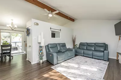 715 Holdridge Avenue, Winthrop Harbor, IL 60096 - Photo 9