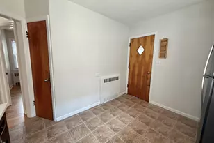6147 N Meade Ave, Chicago, IL 60646 - Photo 9