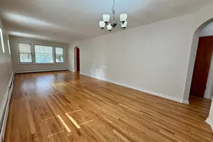 6147 N Meade Ave, Chicago, IL 60646 - Photo 5