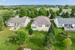 2173 Sandpiper Way, Elgin, IL 60124 - Photo 7
