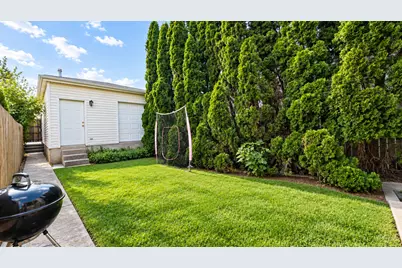 3610 S Emerald Avenue, Chicago, IL 60609 - Photo 13