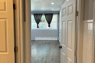 3053 N Elbridge Ave, Chicago, IL 60618 - Photo 5