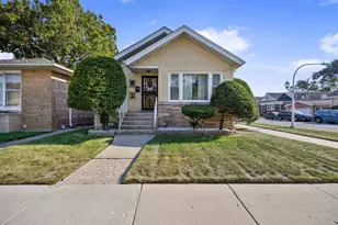 2333 E 83rd St, Chicago, IL 60617 - Photo 1