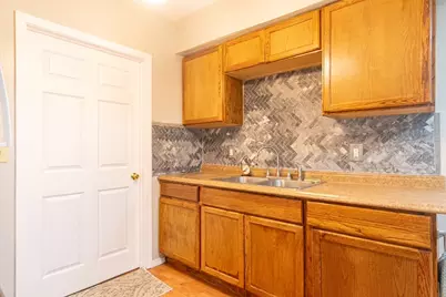 2642 Hanson Street, Rockford, IL 61109 - Photo 11