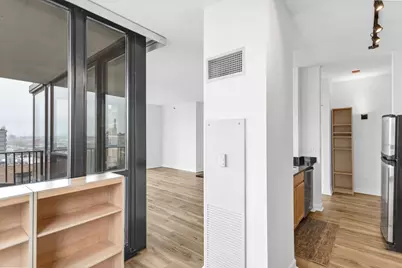 210 S Desplaines Street #1102, Chicago, IL 60661 - Photo 9