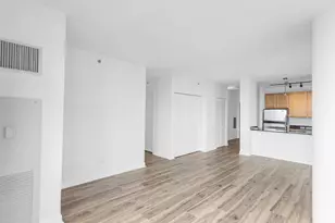 210 S Desplaines St, Chicago, IL 60661 - Photo 5