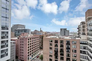 210 S Desplaines St, Chicago, IL 60661 - Photo 17