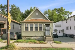 310 E 138th St, Chicago, IL 60827 - Photo 1