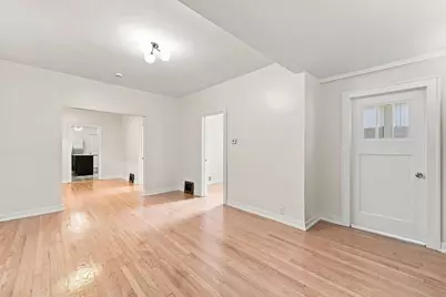 310 E 138th Street, Chicago, IL 60827 - Photo 5