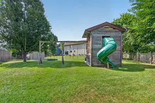 312 Badger Ct, Oswego, IL 60543 - Photo 53