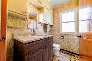 1020 S Fairfield Ave, Lombard, IL 60148 - Photo 17