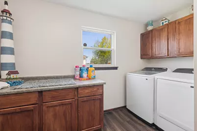 15504 Ridgefield Drive, Manhattan, IL 60442 - Photo 17