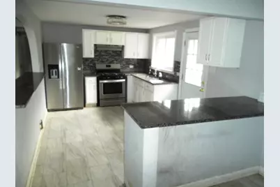 14045 S Claire Boulevard, Robbins, IL 60472 - Photo 7