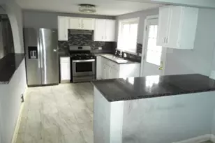 14045 S Claire Blvd, Robbins, IL 60472 - Photo 7