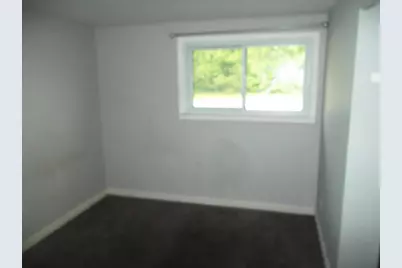 14045 S Claire Boulevard, Robbins, IL 60472 - Photo 11