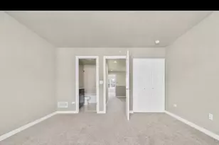 711 Verandah Dr, Hanover Park, IL 60133 - Photo 17